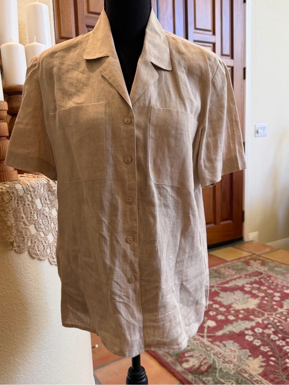 Liz Claiborne Light Beige Short-Sleeve Button Front Shirt